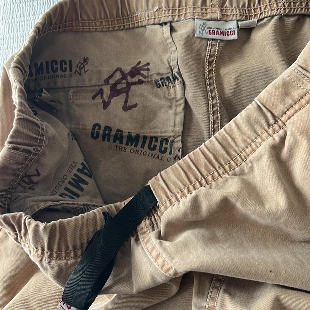 Preowned Women’s Gramicci Hiking and outdoor Activities Pants. - Picture 3 of 4
